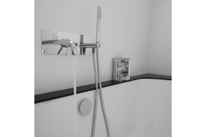 Смеситель для ванны Paffoni LIGHT с ручным душем, встраиваемый, на 2 выхода, хром (LIG001CR)